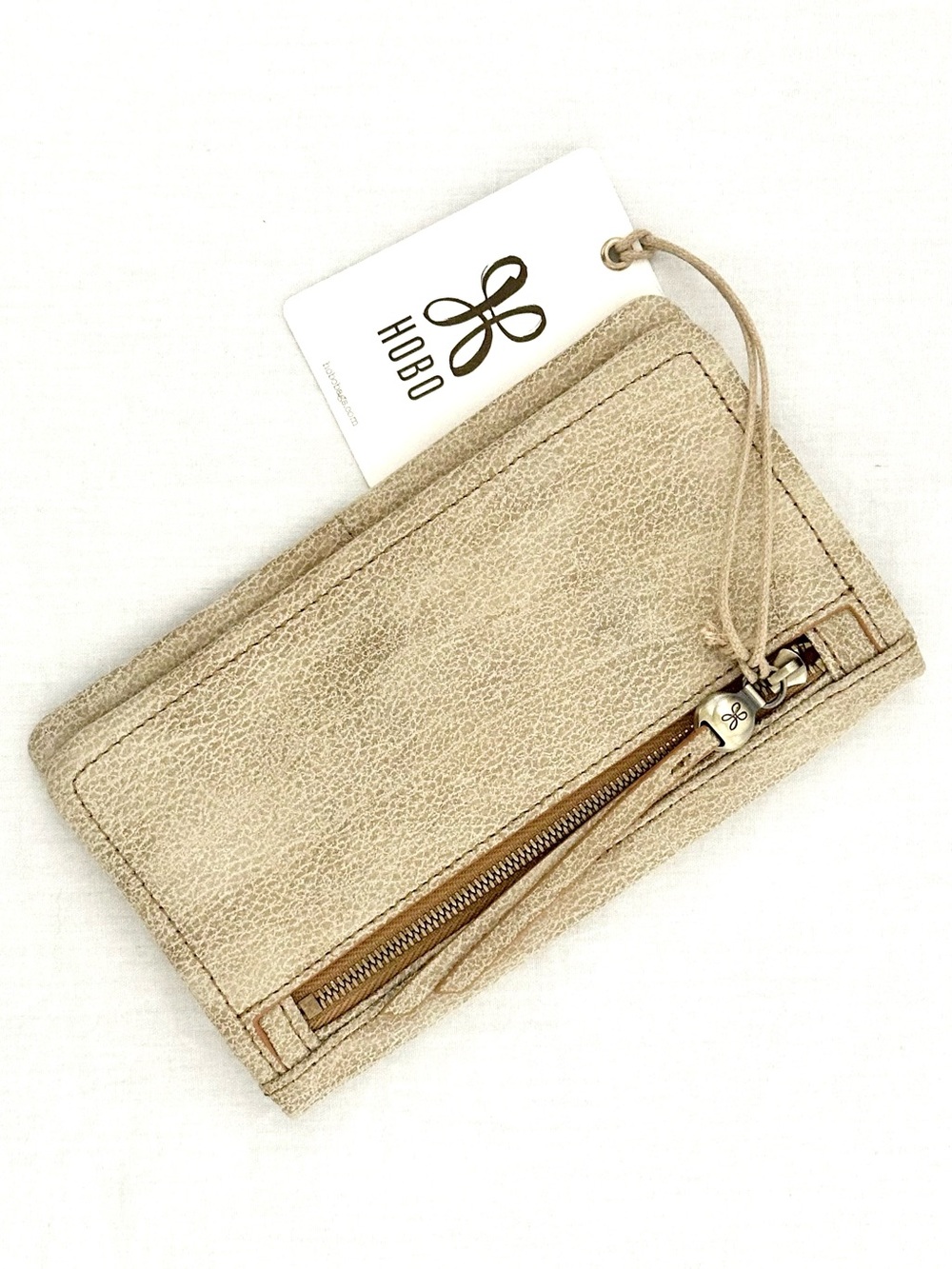 HOBO Lumen Continental Wallet Metallic Leather Gold Leaf NWT - Picture 12 of 12